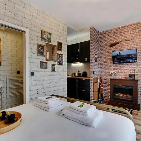 Cmg - Harry Potter Themed Studio In Paris Paris